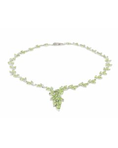 Silver Necklace with Peridot (J309126)